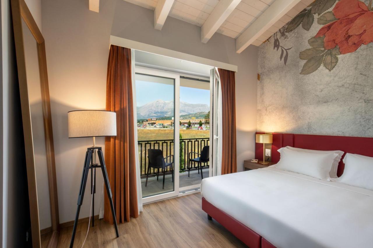 Hotel Della Piana Avezzano Eksteriør billede